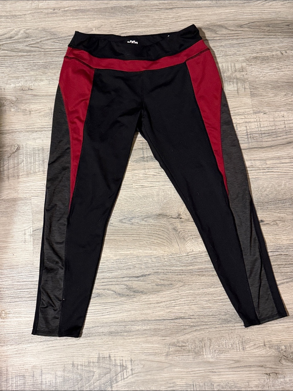 Maurices Black InMotion Athletic Leggings
